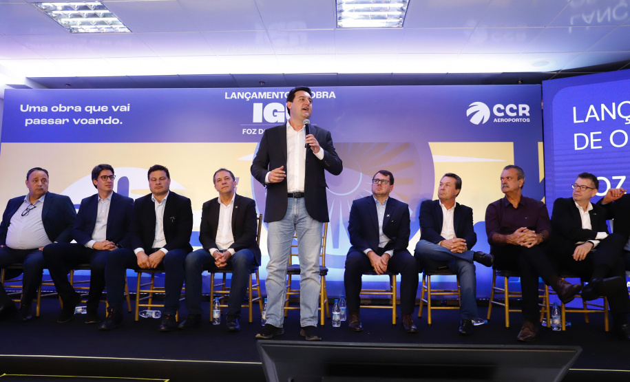 O governador Carlos Massa Ratinho Junior participou nesta terça-feira (19) do evento de início das obras de ampliação do Aeroporto Internacional de Foz do Iguaçu – Cataratas, no Oeste
