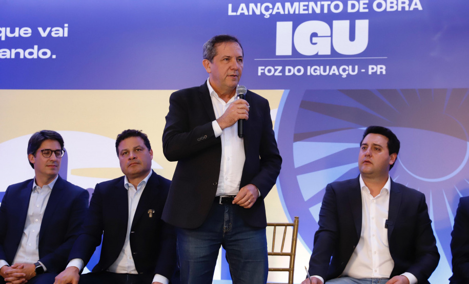 O governador Carlos Massa Ratinho Junior participou nesta terça-feira (19) do evento de início das obras de ampliação do Aeroporto Internacional de Foz do Iguaçu – Cataratas, no Oeste