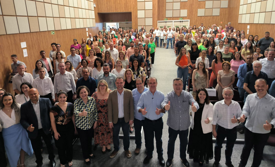 O secretário de Estado da Saúde, Beto Preto, participou, na manhã desta sexta-feira (22), do lançamento da caderneta da saúde em Maringá