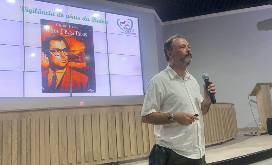 Governo realiza encontro para fortalecer informações sobre a raiva