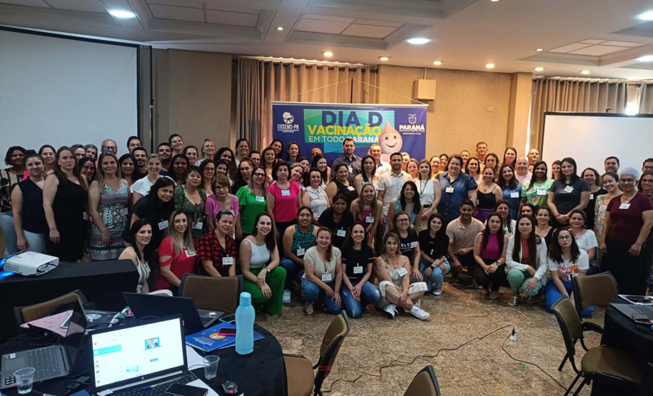 Procura pela vacina contra a Covid-19 caiu mais de 91% este ano no Paraná