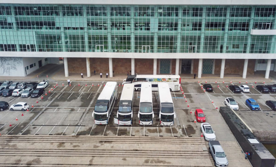 Campanha com empresa de ônibus promove atrações turísticas do Paraná