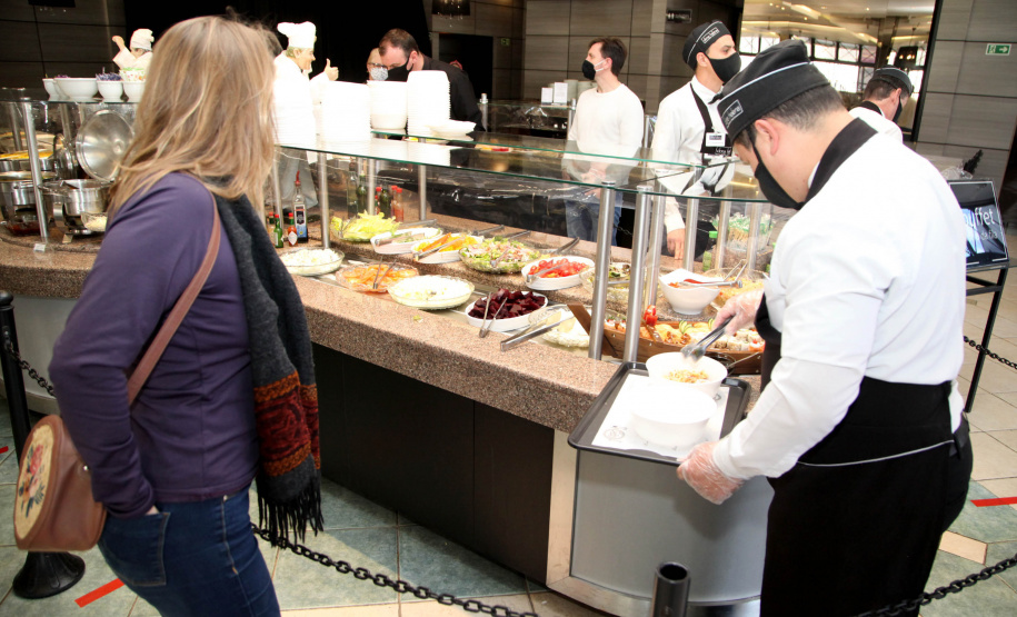 Número de consumidores paranaenses que pedem CPF na nota cresceu 13% em um ano