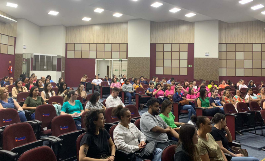 Regional de Maringá realiza encontro para fortalecimento da Rede de Atenção à Saúde