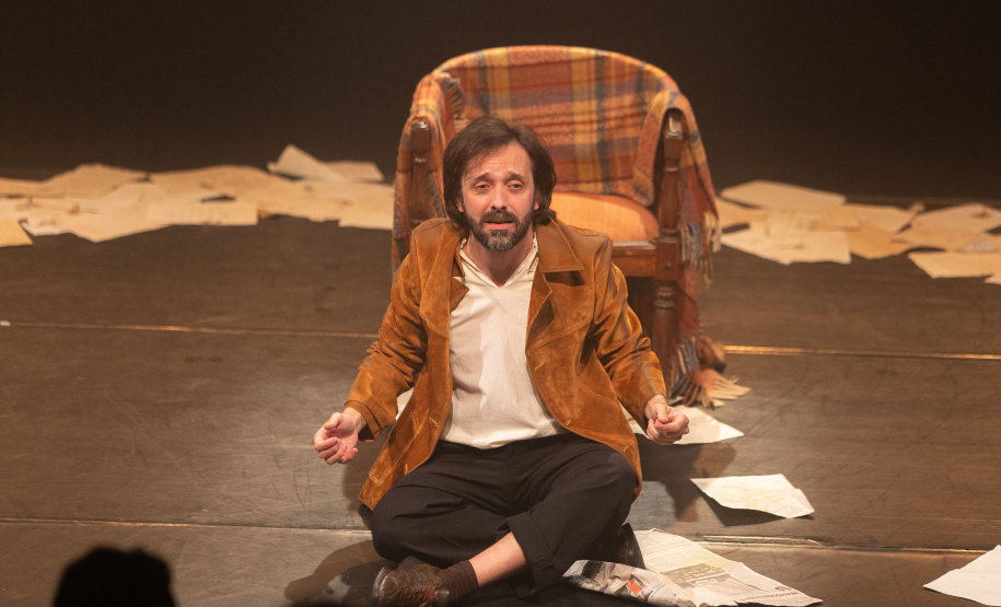 Sucesso de público, espetáculo ‘Diário de um Louco’ volta ao Mini-Guaíra em curtíssima temporada