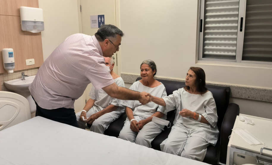 Opera Paraná promove cirurgias em Londrina e triagens em Campo Mourão