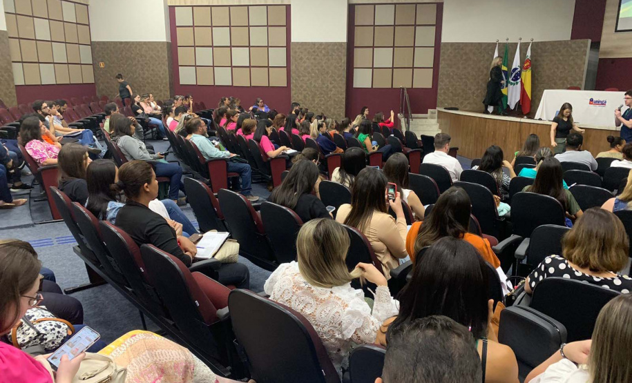 Regional de Maringá realiza encontro para fortalecimento da Rede de Atenção à Saúde