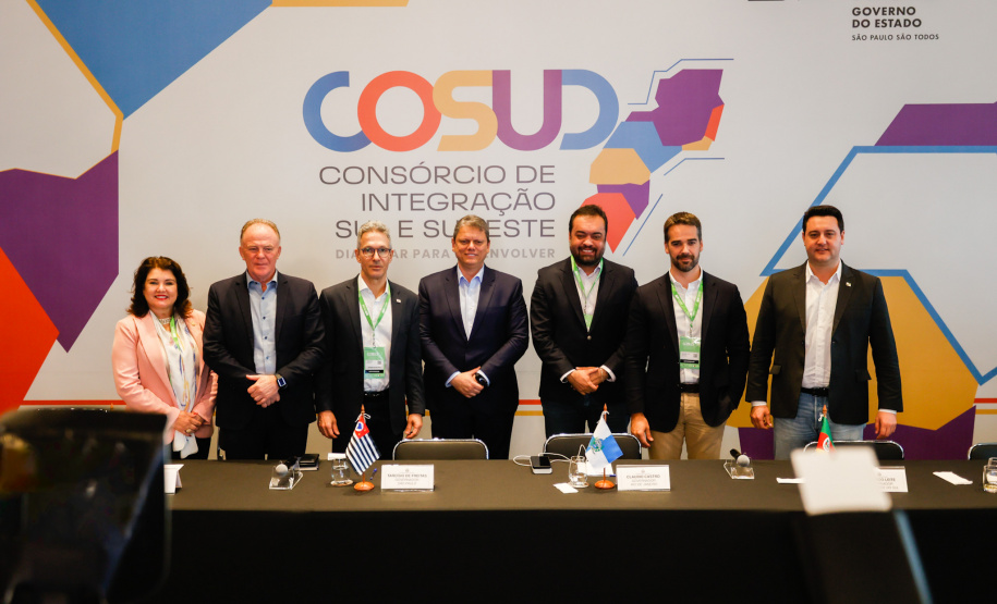 Equipe do Paraná ajuda a elaborar políticas públicas do Consórcio de Integração Sul e Sudeste