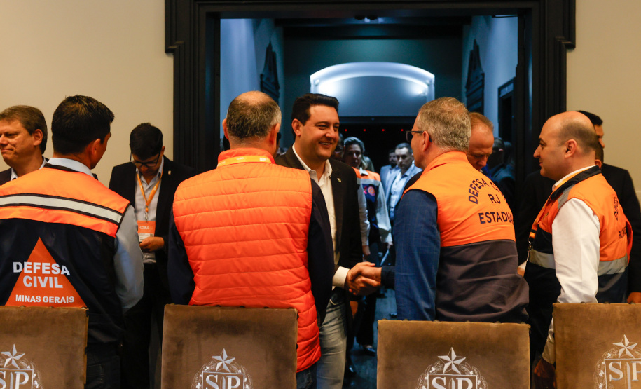 Equipe do Paraná ajuda a elaborar políticas públicas do Consórcio de Integração Sul e Sudeste