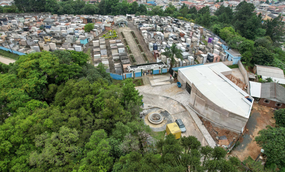 Construção de capela mortuária em Almirante Tamandaré