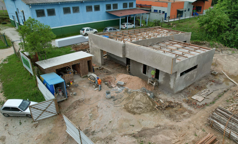 Construção de capela mortuária em Almirante Tamandaré