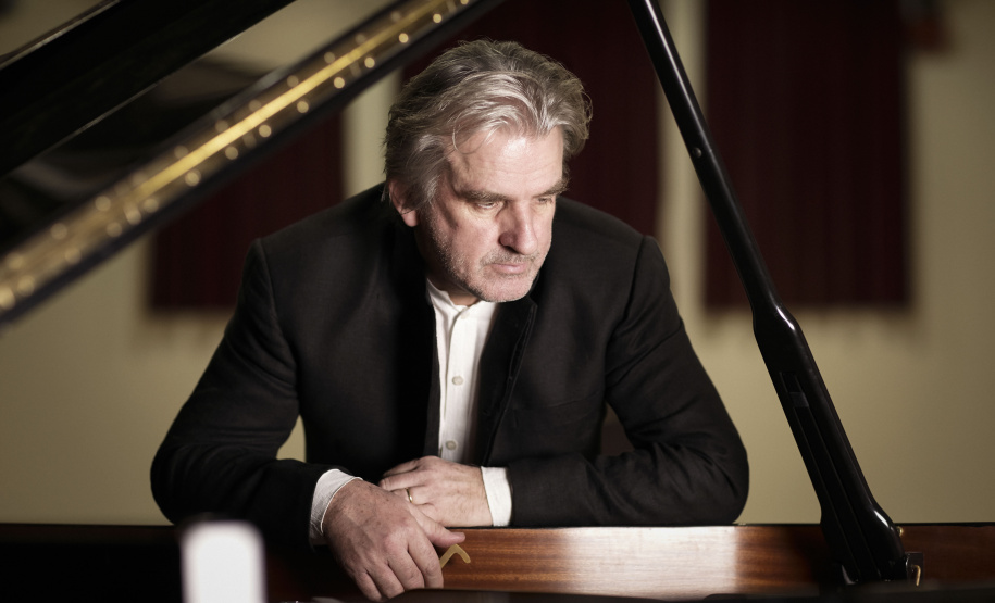 Orquestra Sinfônica do Paraná se apresenta com o grande pianista irlandês Barry Douglas