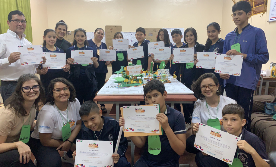 Com ONU-Habitat e Paraná, crianças propõem praças para inclusão de imigrantes em Foz do Iguaçu