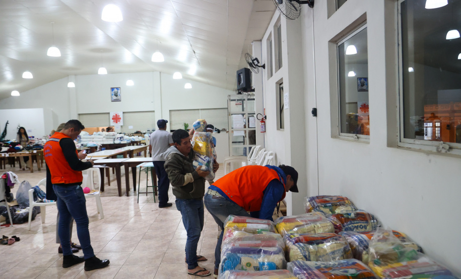 Mais 580 cestas básicas chegam a União da Vitória; Estado reforça suporte em regiões mais críticas