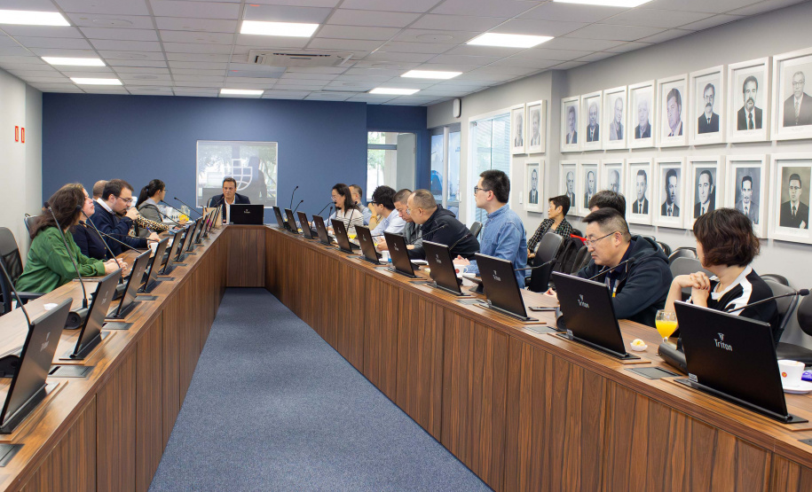 Invest Paraná China