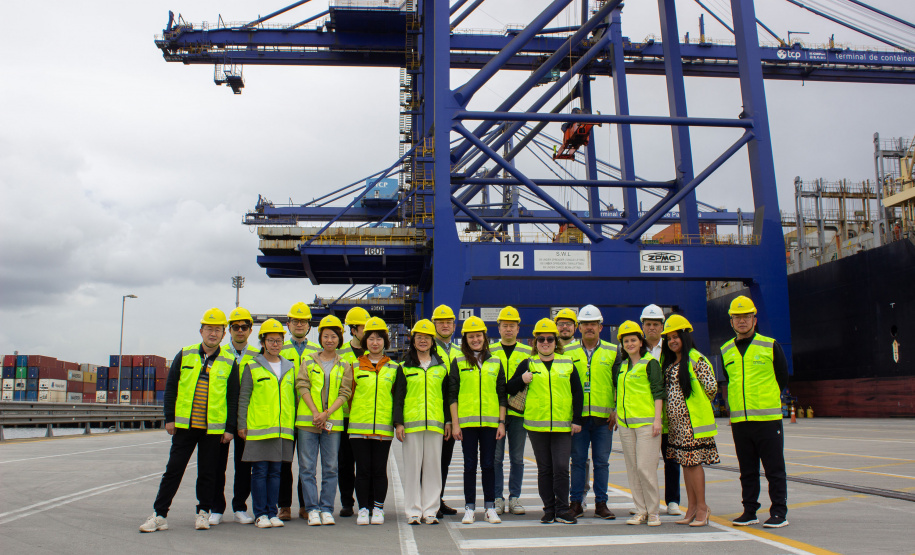 Invest Paraná China