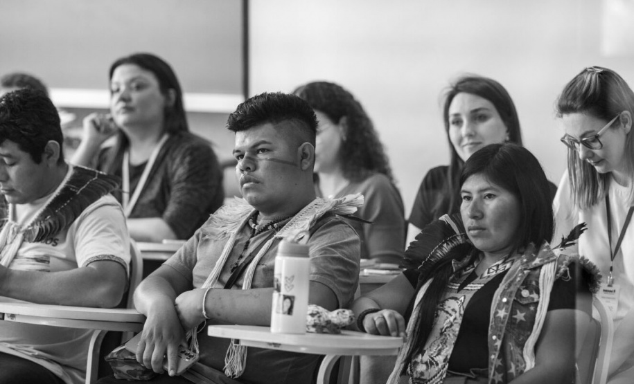 Educação promove encontro para definição dos itinerários formativos nos colégios indígenas do Paraná