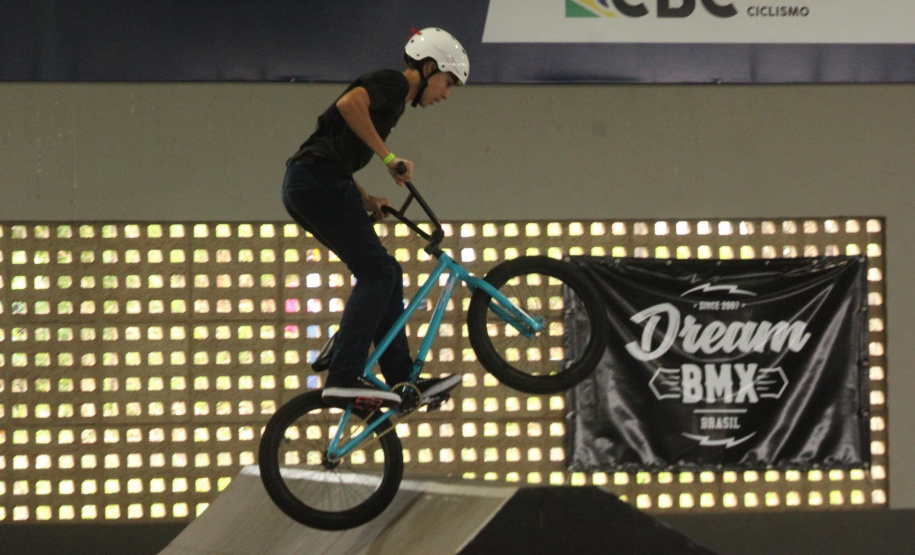 Os JANs levaram diversas atividades à Maringá, Marialva, Marilena, Nova Londrina, Terra Rica, Paranavaí, Porto Rico e São Pedro do Paraná, todos no Noroeste do Paraná, neste final de semana. Ao todo, a etapa, que começou no sábado (23), contemplou 47 diferentes ações. Confira como foi o último final de semana da etapa Corredores das Águas: