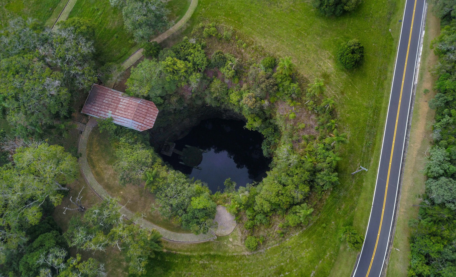 Há 70 anos, Vila Velha se tornava o primeiro parque estadual do Paraná