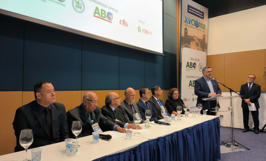 Secretário reforça ações do Estado em saúde bucal no XV Congresso Internacional de Odontologia