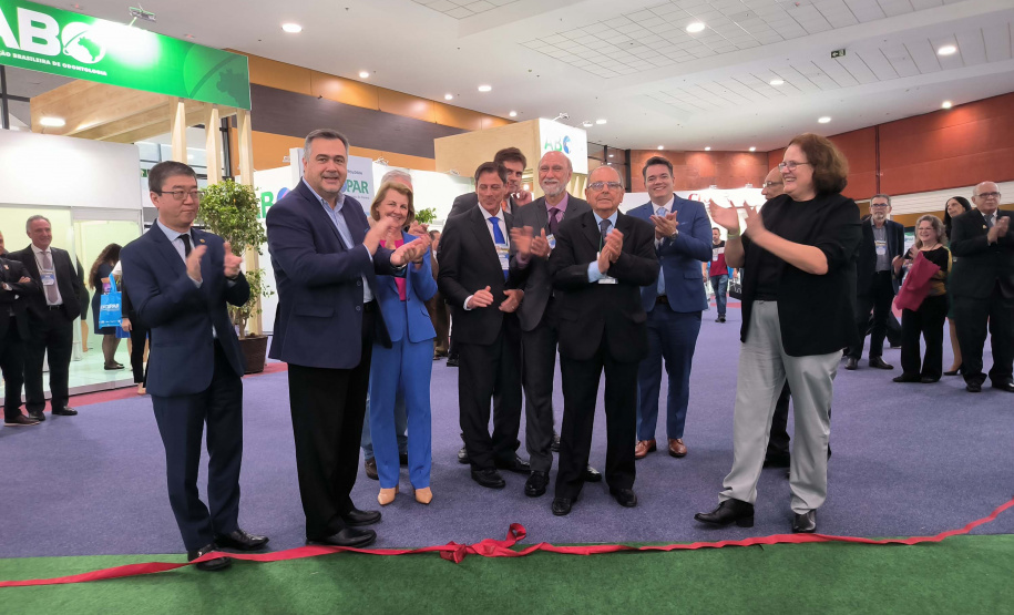 Secretário reforça ações do Estado em saúde bucal no XV Congresso Internacional de Odontologia