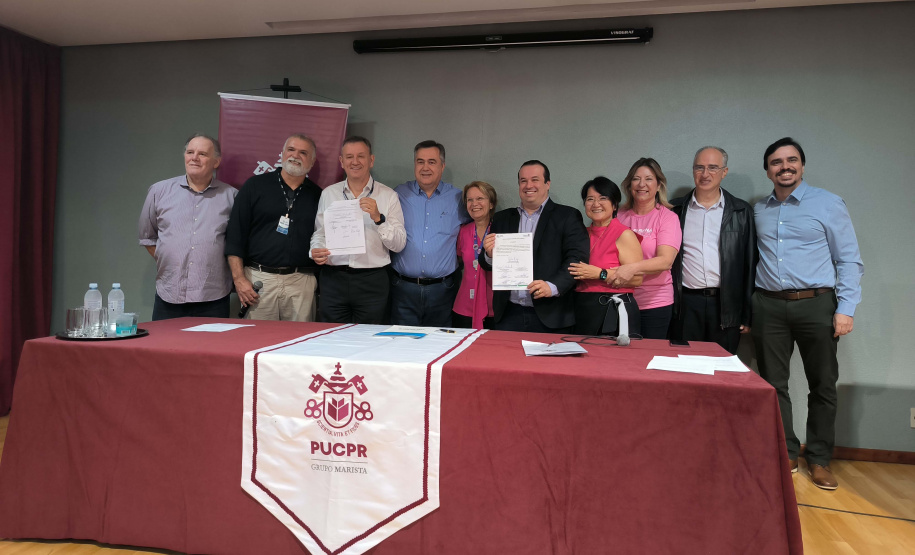 Sesa firma parceria entre Hospitais e Universidade para fortalecer ensino médico em Londrina