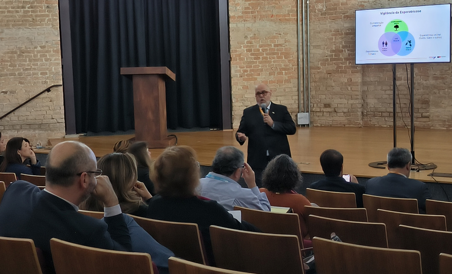 Equipe do Paraná ajuda a elaborar políticas públicas do Consórcio de Integração Sul e Sudeste