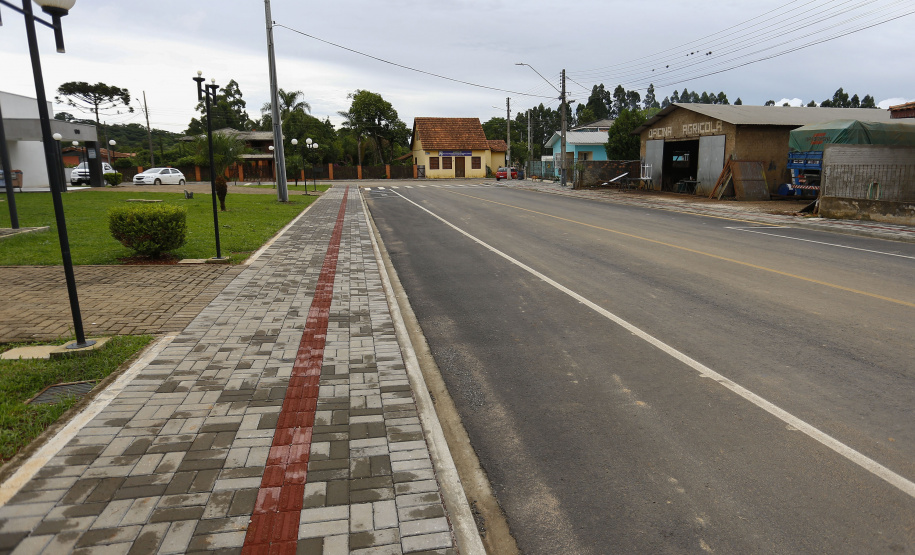 O serviço mais procurado é o de pavimentação de vias urbanas.