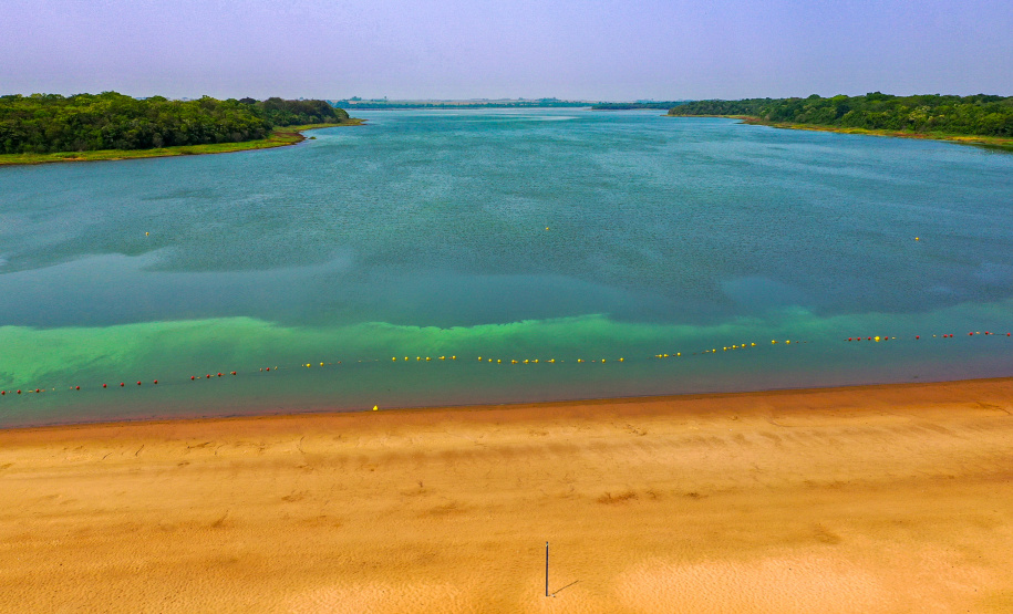 Com o maior monumento dedicado a Nossa Senhora Aparecida na América Latina, Itaipulândia recebe milhares de romeiros no Dia da Padroeira.
