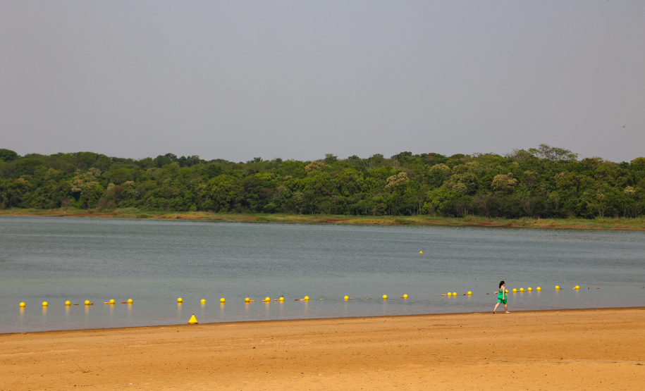Com o maior monumento dedicado a Nossa Senhora Aparecida na América Latina, Itaipulândia recebe milhares de romeiros no Dia da Padroeira.