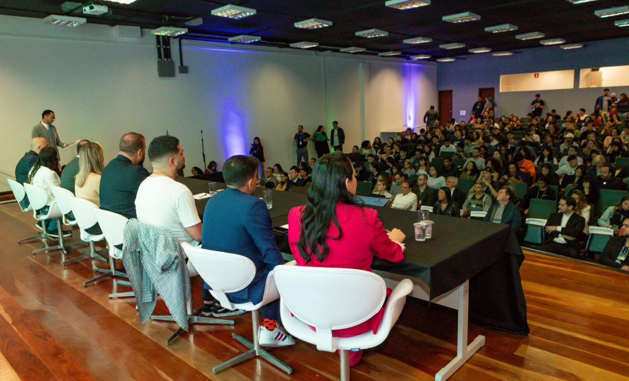 CONFERÊNCIA JUVENTUDE