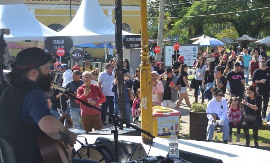 Calendário turístico de novembro