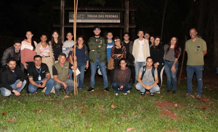 Integrantes do IAT de Cianorte durante pesquisa de campo: parceria com a UEM vai intensificar o estudo científico na região.