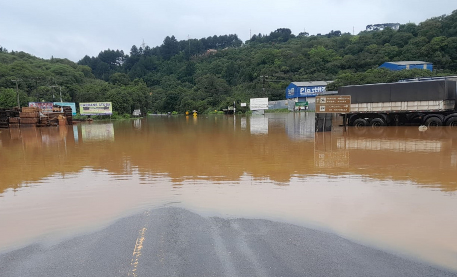 PR-092 em Almirante Tamandaré