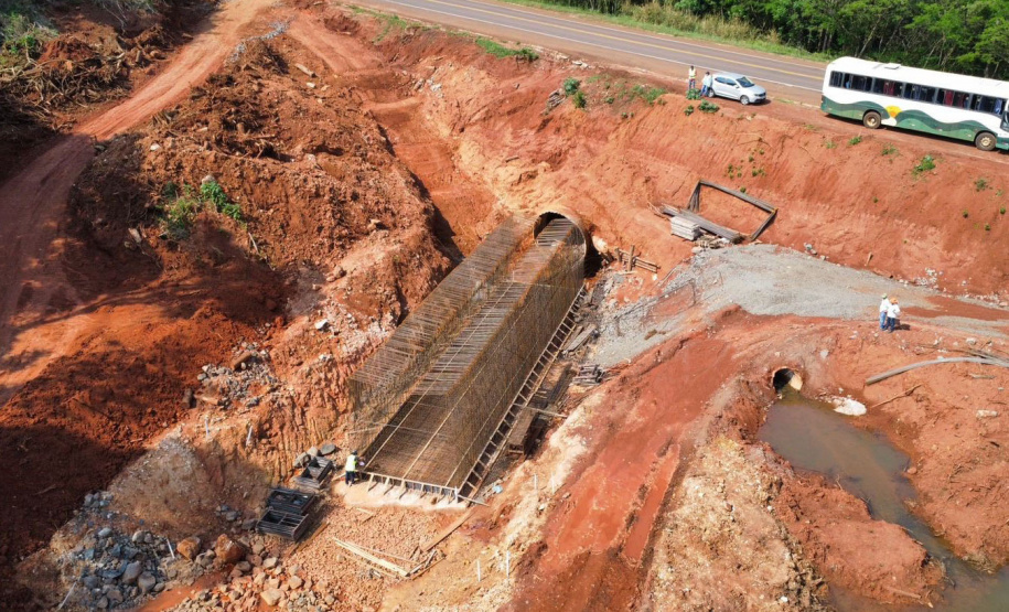 Com terraplanagem avançada, duplicação da PR-445 atinge a marca de 13% de execução