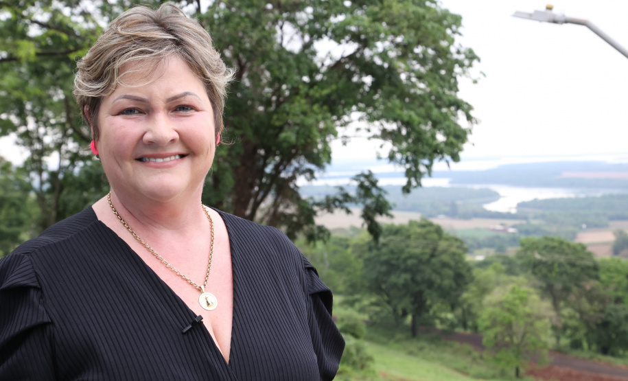 Com o maior monumento dedicado a Nossa Senhora Aparecida na América Latina, Itaipulândia recebe milhares de romeiros no Dia da Padroeira.