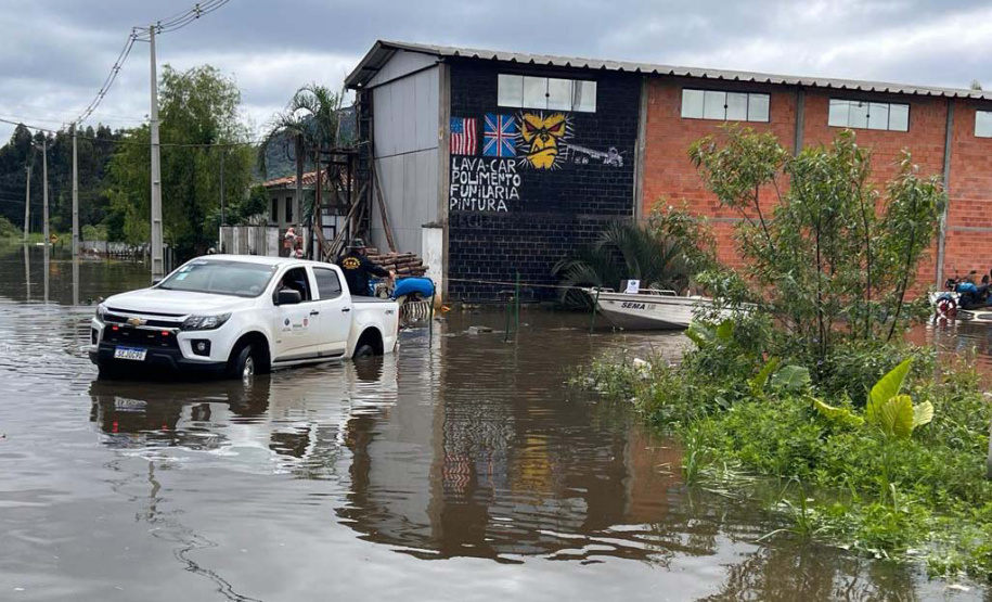 Paraná tem 13 municípios com decretos de situação de emergência homologados; Estado encaminha desabrigados a hotéis