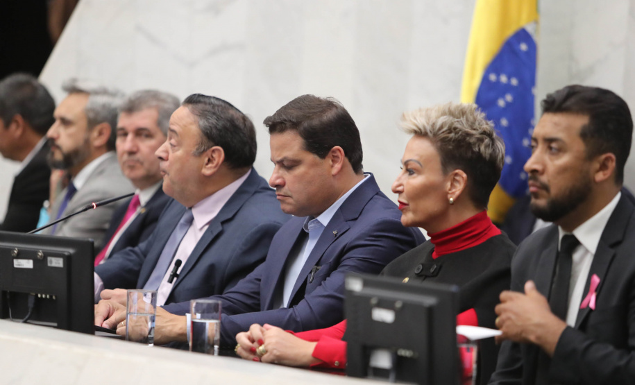 Portos do Paraná recebe homenagem da Assembleia Legislativa