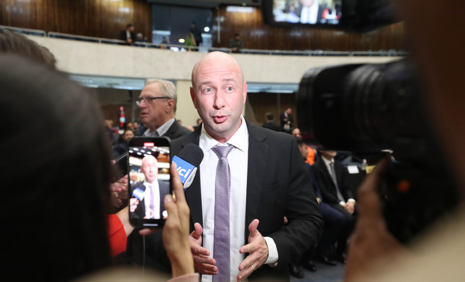 Portos do Paraná recebe homenagem da Assembleia Legislativa