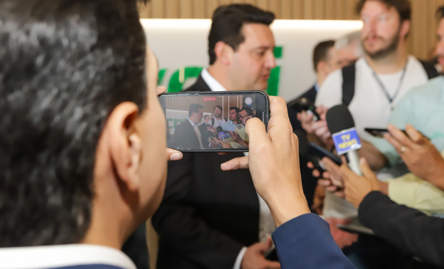 O governador Carlos Massa Ratinho Junior exaltou novamente a importância das cooperativas para a economia do Paraná durante a inauguração da nova sede administrativa do Sicredi em Palotina