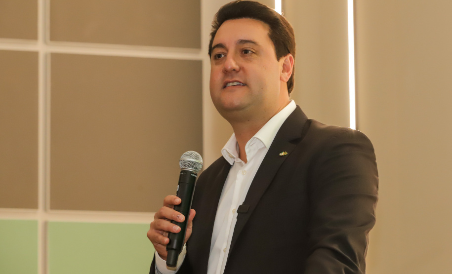 O governador Carlos Massa Ratinho Junior exaltou novamente a importância das cooperativas para a economia do Paraná durante a inauguração da nova sede administrativa do Sicredi em Palotina