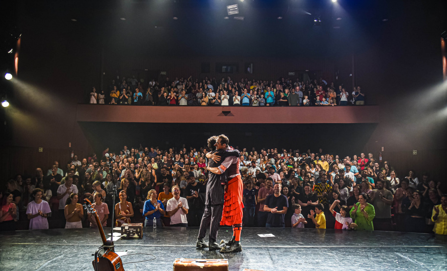 Teatro Guairá terá sessão especial e gratuita para servidores estaduais