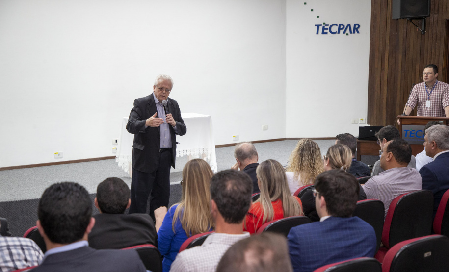 Matéria assinatura Tecpar e AMP