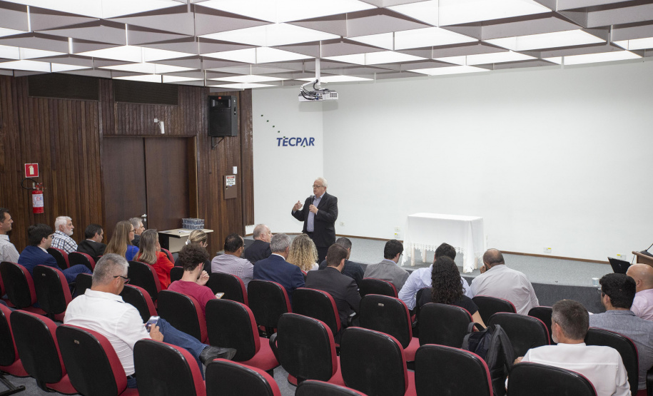 Matéria assinatura Tecpar e AMP