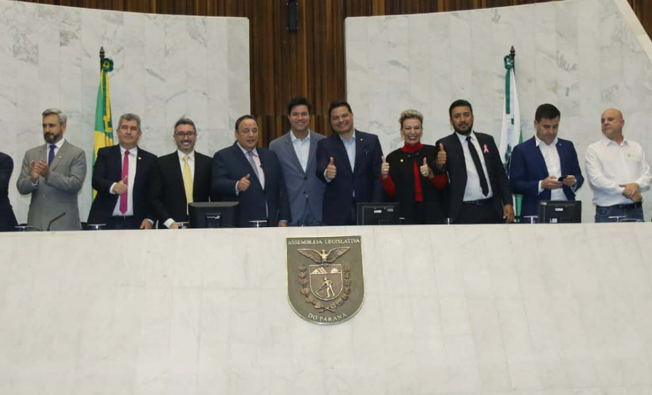 Com melhor gestão do Brasil, Portos do Paraná recebe homenagem da Assembleia