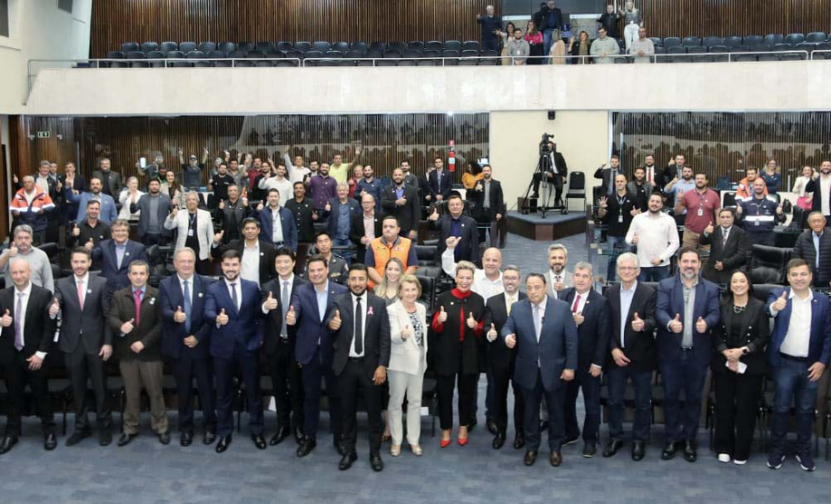 Com melhor gestão do Brasil, Portos do Paraná recebe homenagem da Assembleia