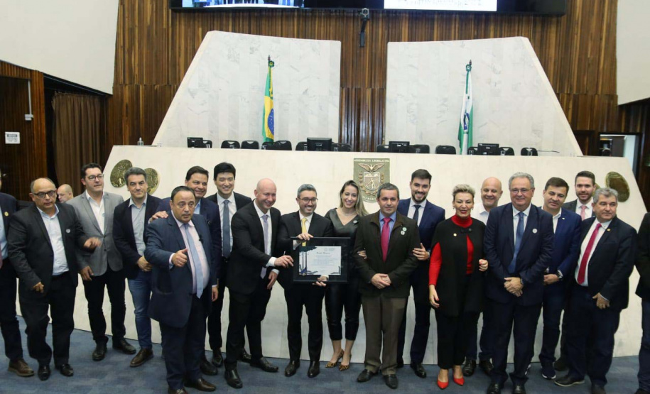 Com melhor gestão do Brasil, Portos do Paraná recebe homenagem da Assembleia
