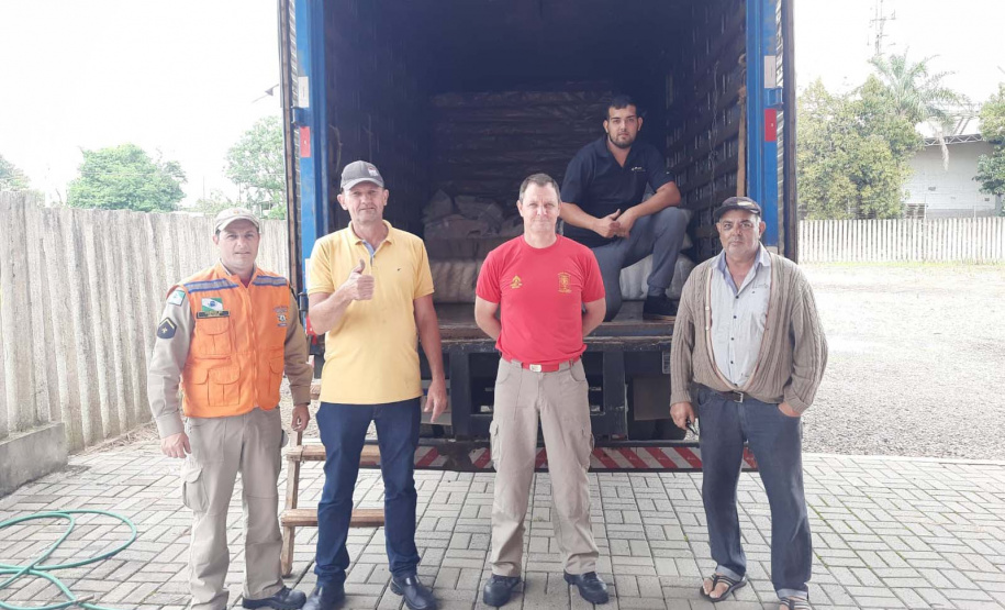 Carregamento para São Jorge D'Oeste