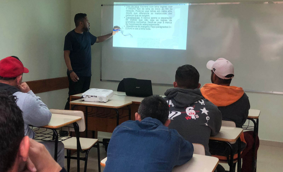 Alunos privados de liberdade participam de ‘aulão’ preparatório para o Encceja PP