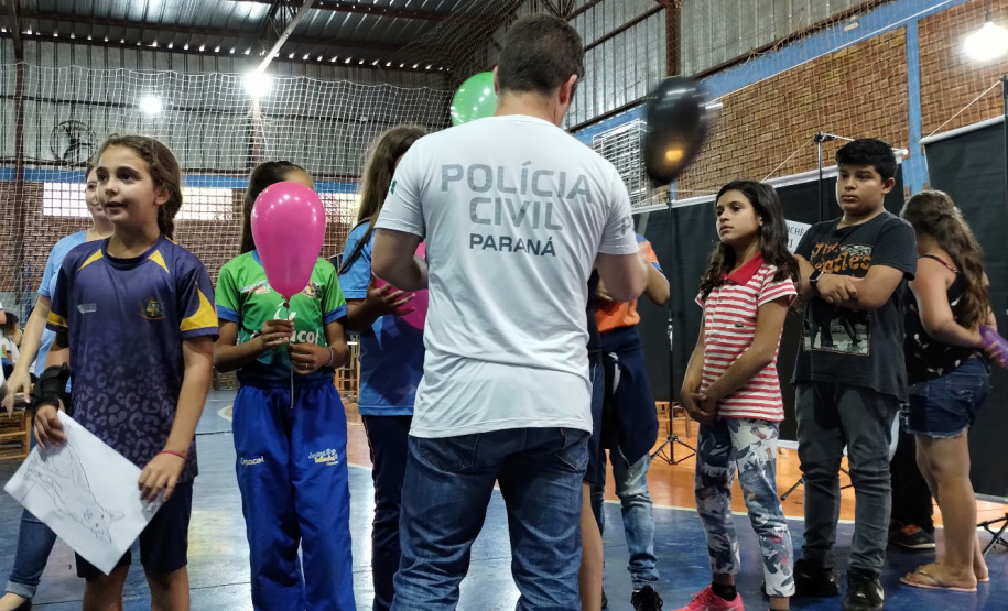 PCPR na Comunidade leva serviços de polícia judiciária para mais de 2,1 mil pessoas em Colombo e interior do Estado